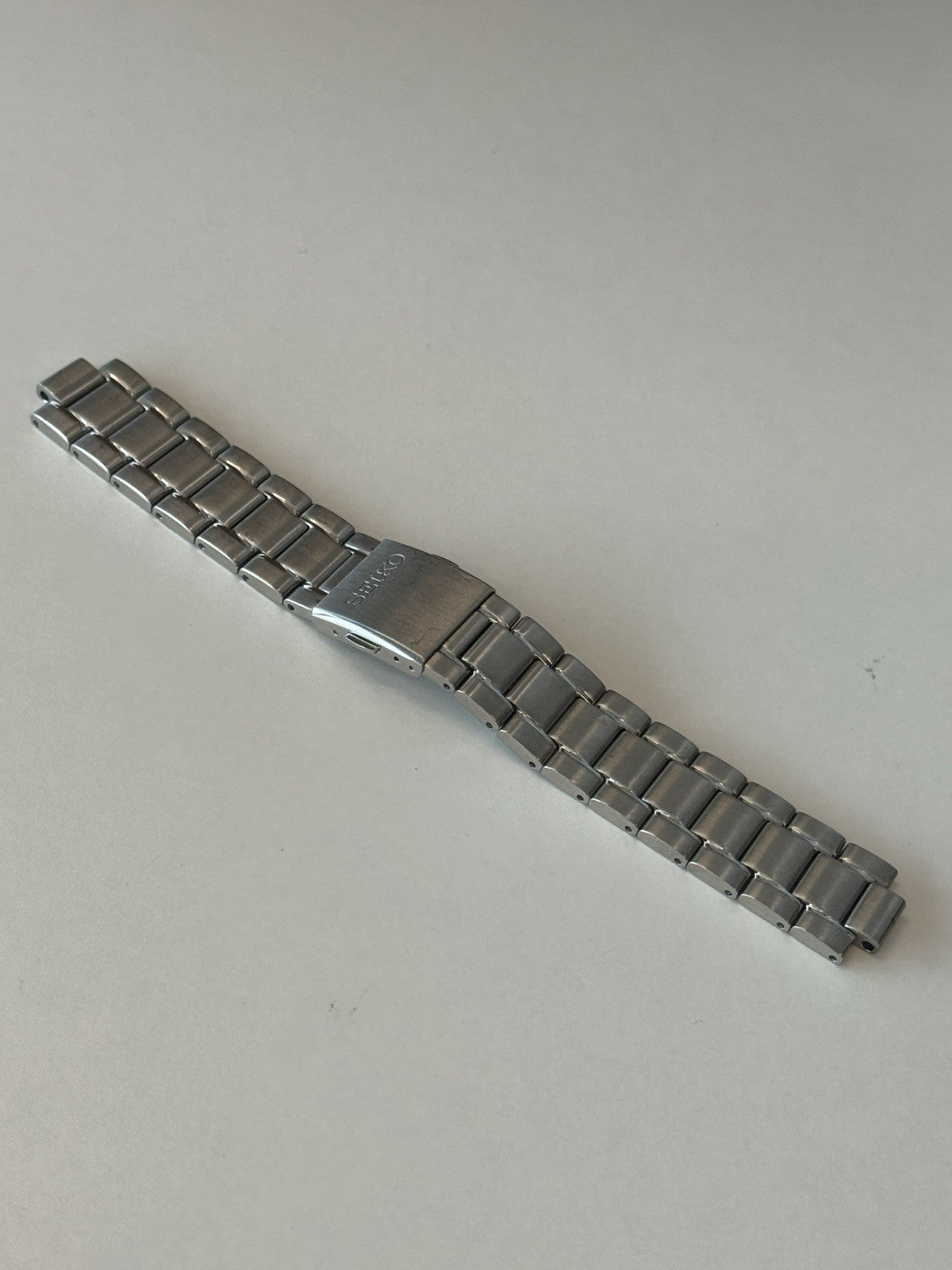 Seiko V172-0AT0 Watch Bracelet - 20mm - M0EV-D-W - New Old Stock