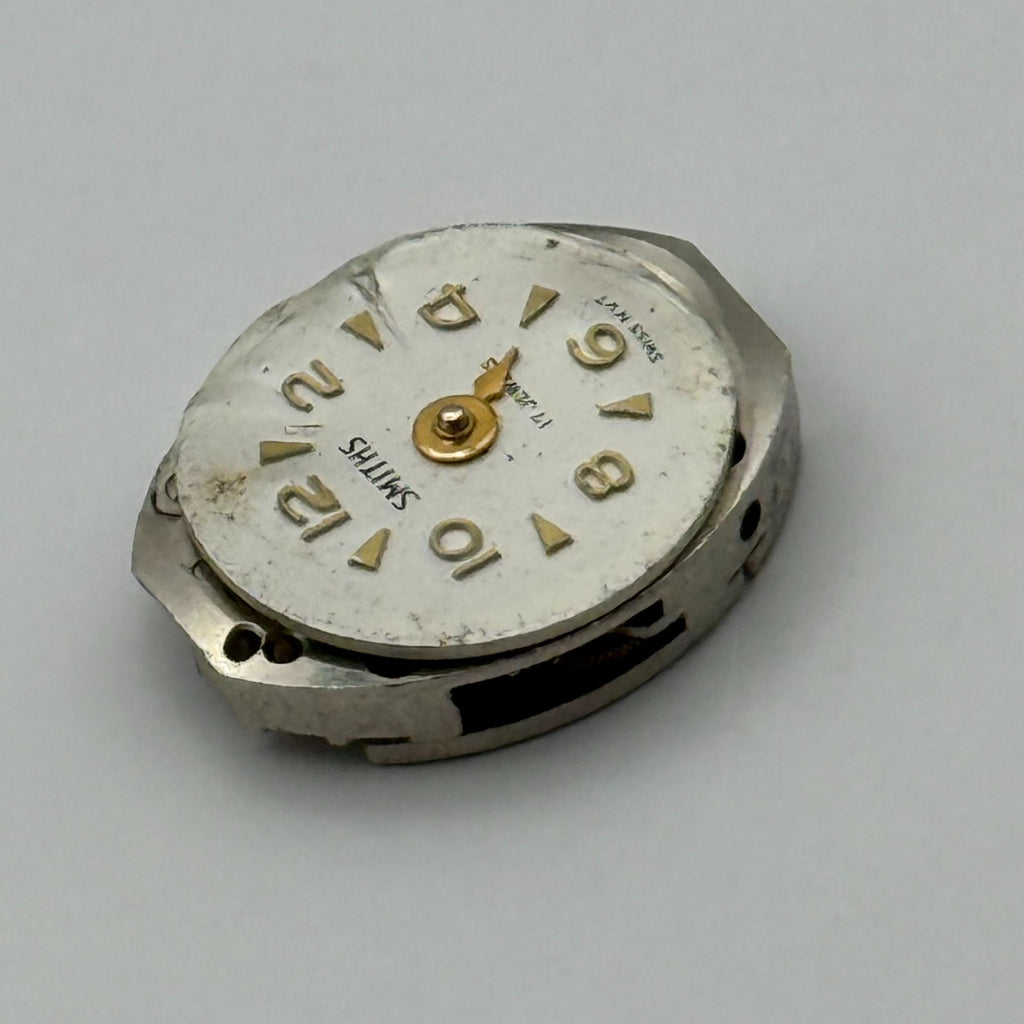 Smiths 950 Watch Movement 17 Jewels Swiss Bad Condition For Parts Repair 12.9mm