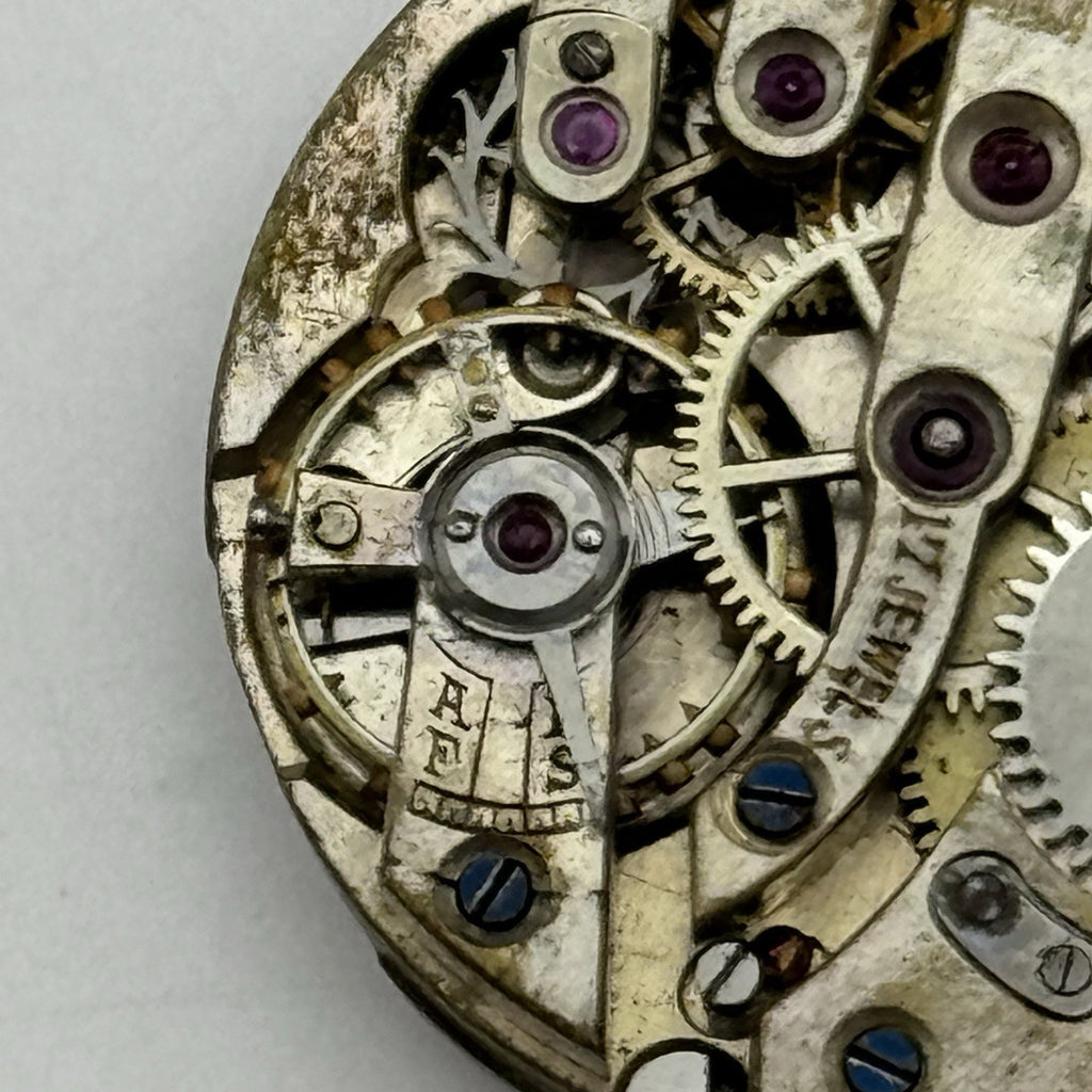 Unidentified High Grade Watch Movement - 17 Jewels - For Parts / Repair - 24.9mm