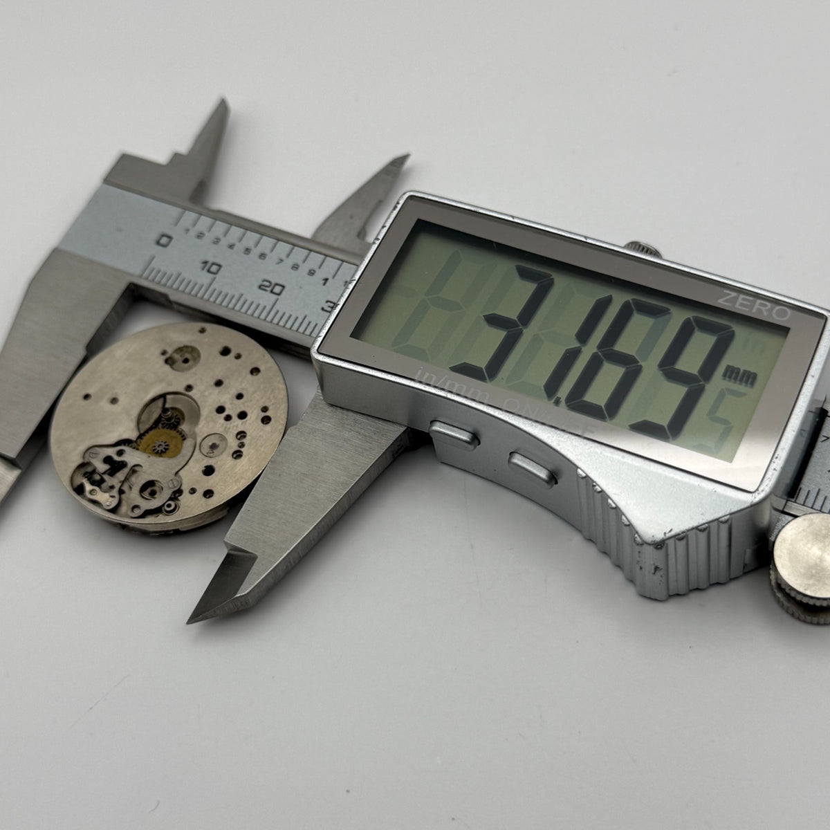 Landeron 51 Watch Movement - Chronograph - For Parts / Repair - 31.6mm