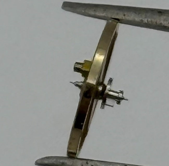 RW 75 Balance Wheel Complete And Spring 5¼’’’ Renata 557 Watch Movement Parts