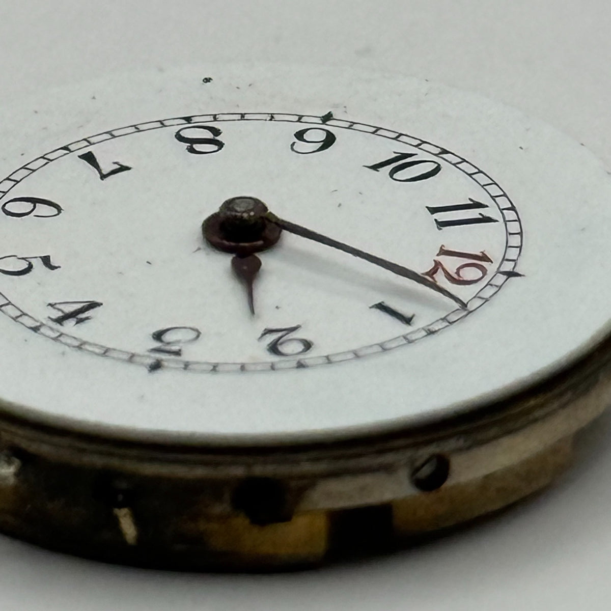 Longines 10.85N Watch Movement Red 12 B&Co 15 Jewels Manual Wind Parts 22.8mm