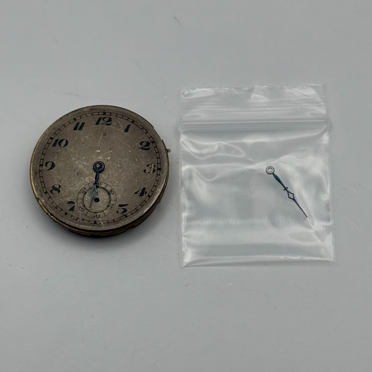 Longines 11.84N Watch Movement - For Parts / Repair - 25.4mm