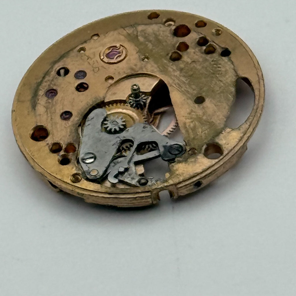 Omega Ladies 17 Jewels Watch Movement - For Parts / Repair - 17.9mm