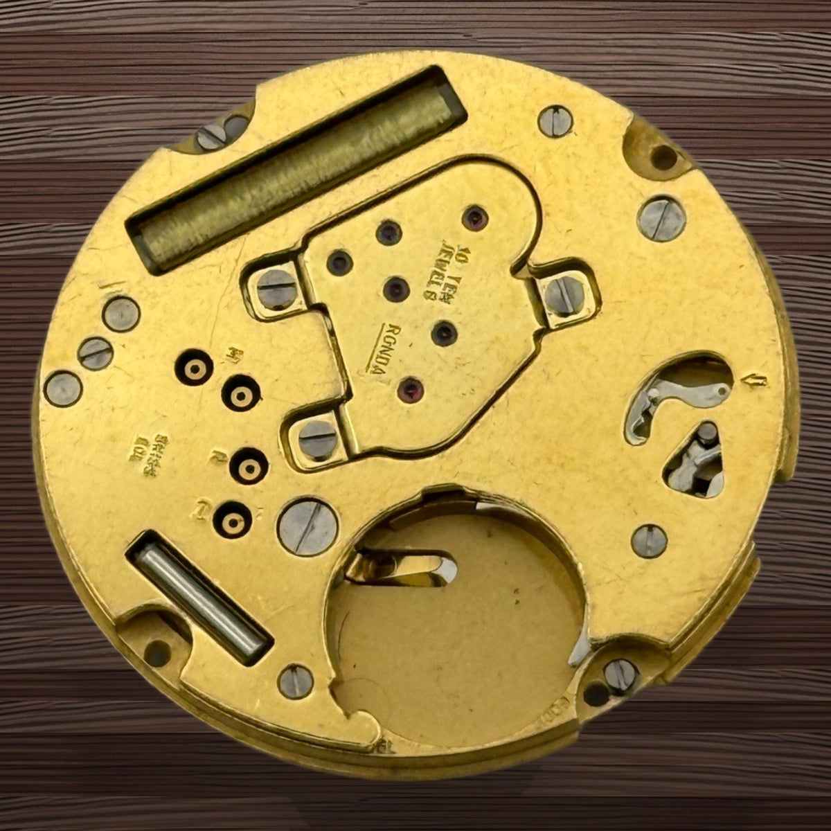 Ronda 1009 Watch Movement - Quartz 10 Jewels - For Parts / Repair - 23.8mm