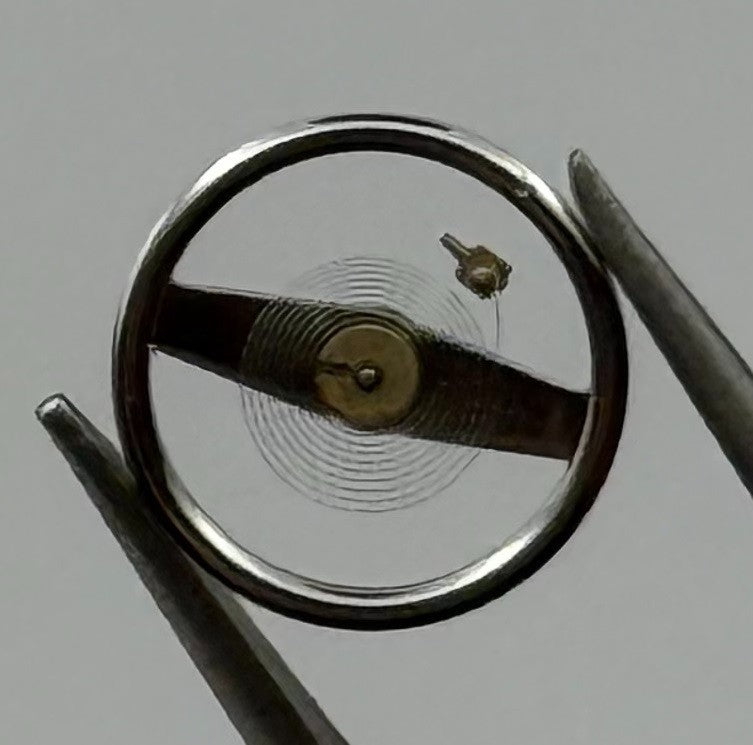 RL 8013 /2 Balance Wheel Complete And Spring 8¾’’’ 5000 Watch Movement Parts NOS
