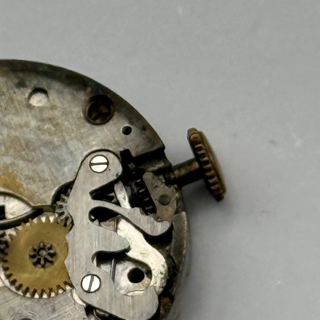Unidentified Watch Movement 15 Jewels Swiss Manual Wind Parts Repair Spares 26mm