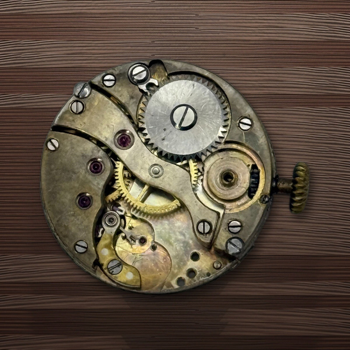 Unidentified Watch Movement - For Parts / Repair - 21.9mm
