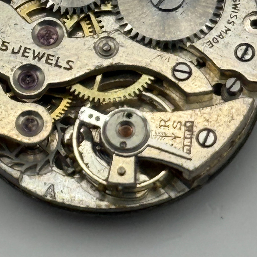 Unidentified Watch Movement 15 Jewels Swiss Manual Wind Parts Repair Spares 26mm