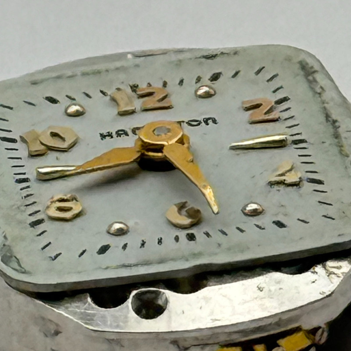 Hamilton 757 Watch Movement Running 22 Jewels U.S.A. Manual Wind Parts 12.9mm