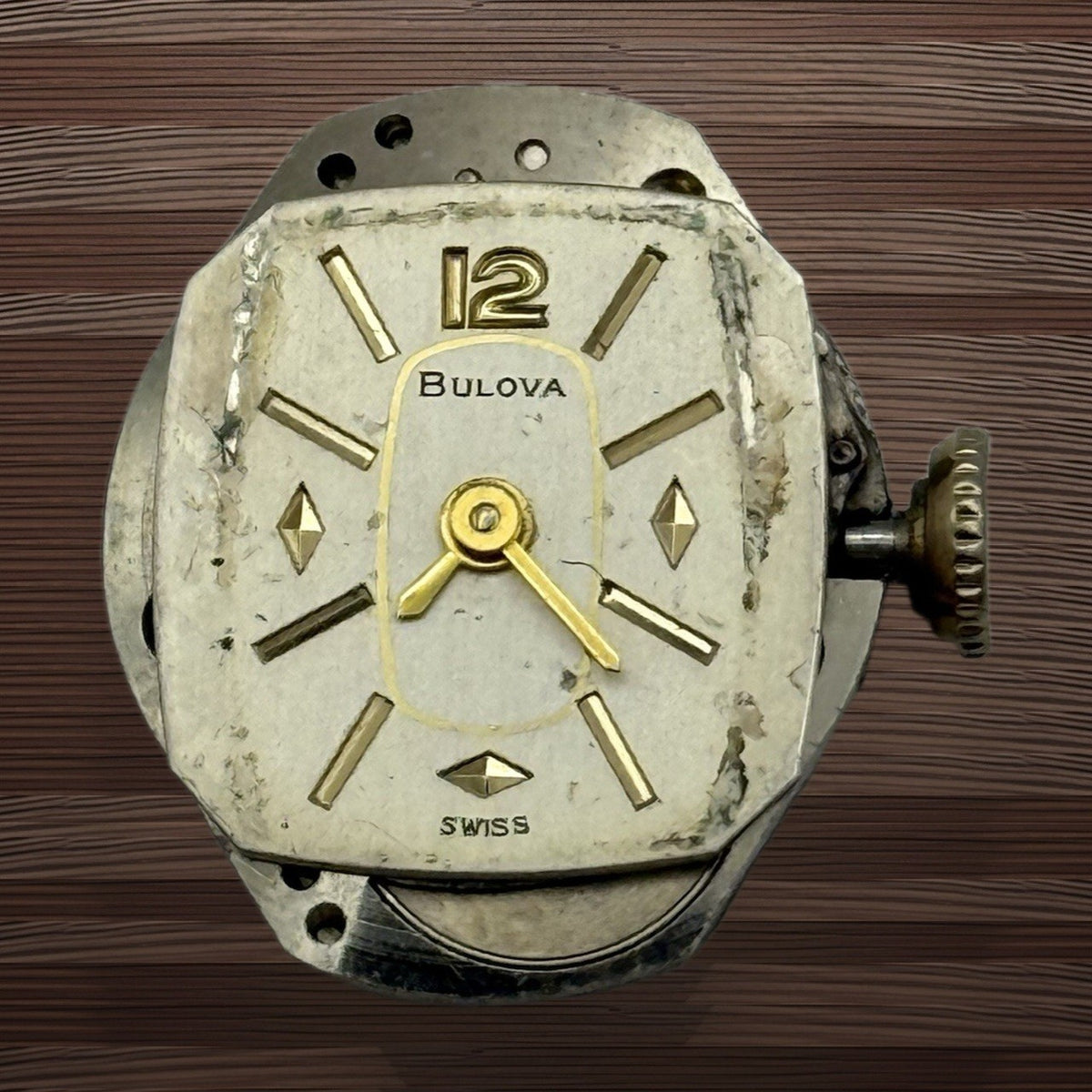 Bulova 6CF Watch Movement - Ladies - Running - For Parts / Repair - 17.3mm