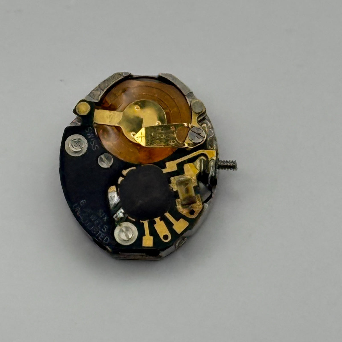 ETA 977.001 Watch Movement Quartz Swiss 6 Jewels Parts Repair Untested 13mm
