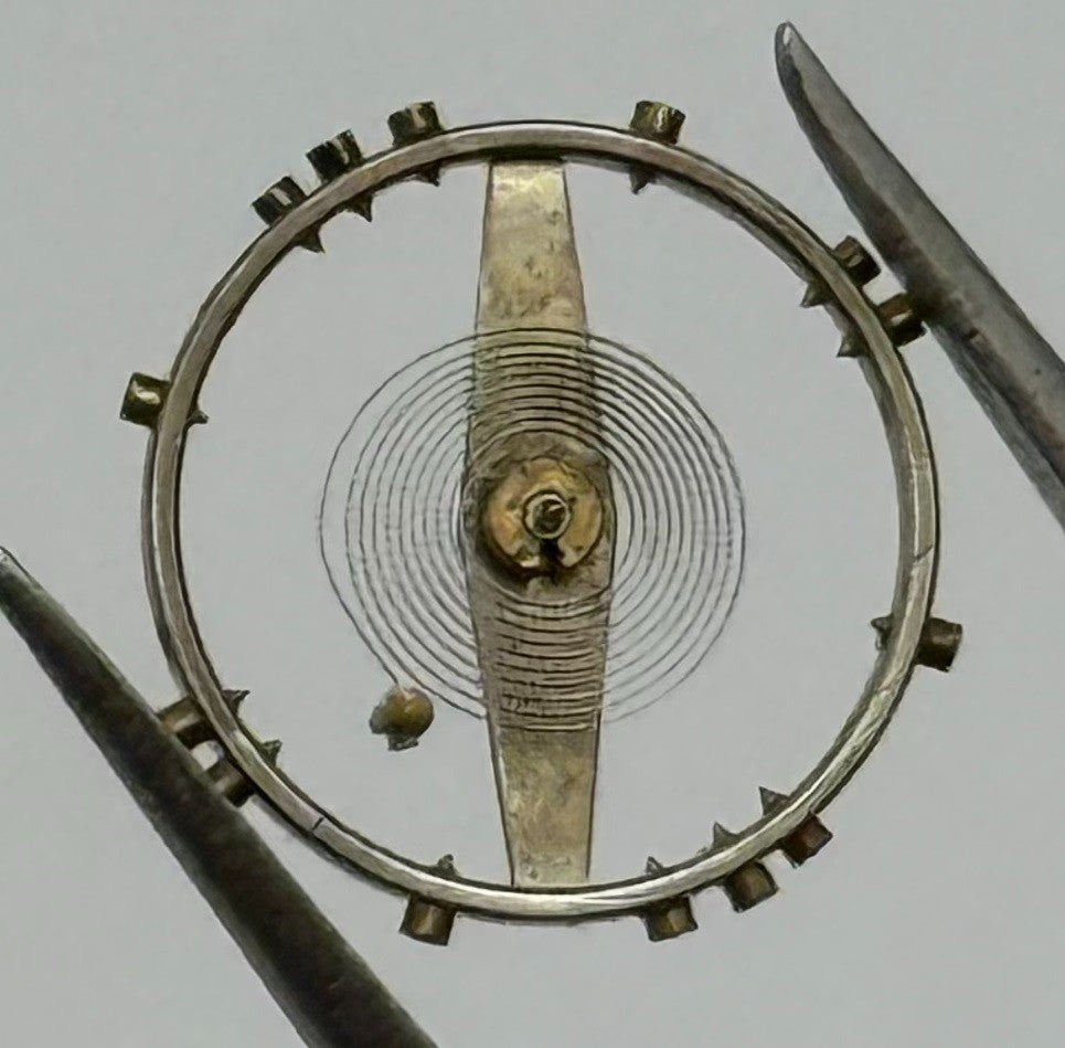 Lip R25 Balance Wheel Complete And Spring Pour Watch Movement Parts Vintage NOS