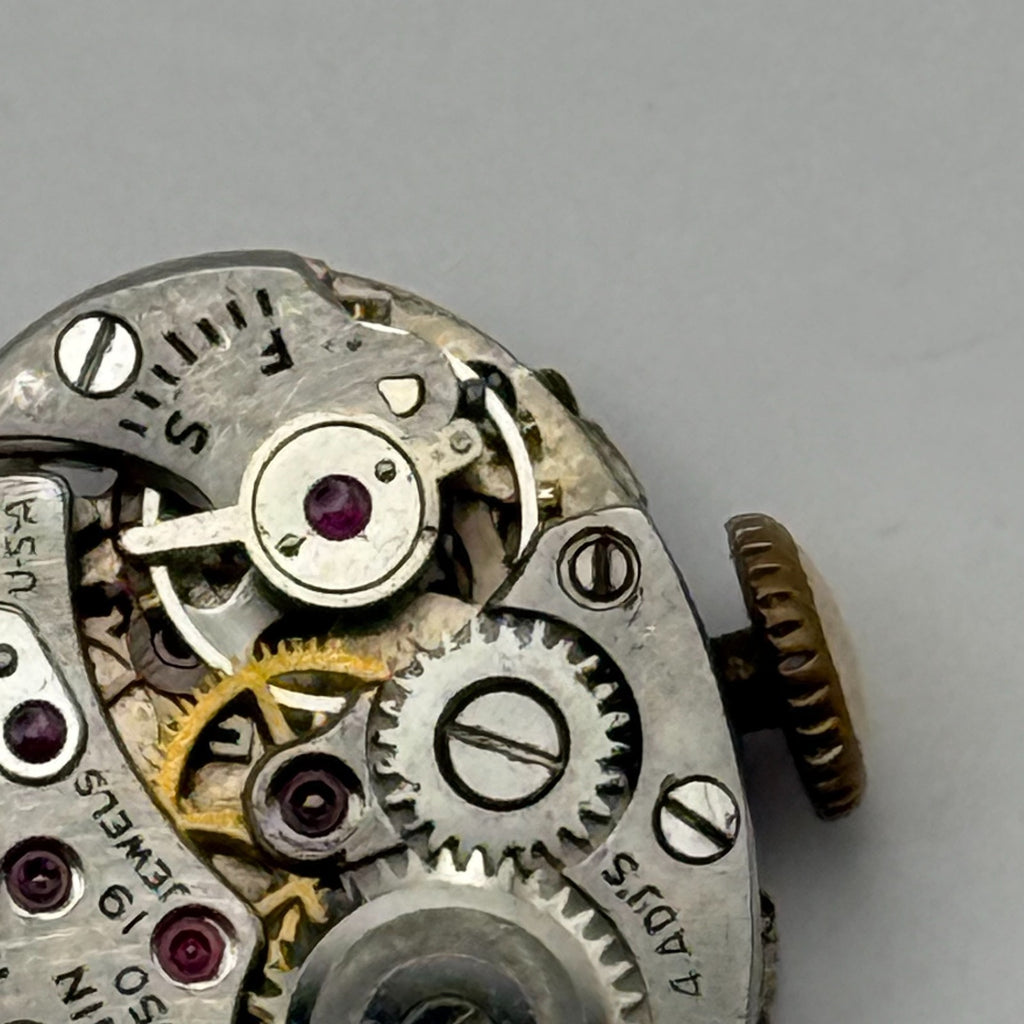 Lady Elgin 650 Watch Movement 19 Jewels U.S.A. Manual Wind Parts Repair 12.7mm
