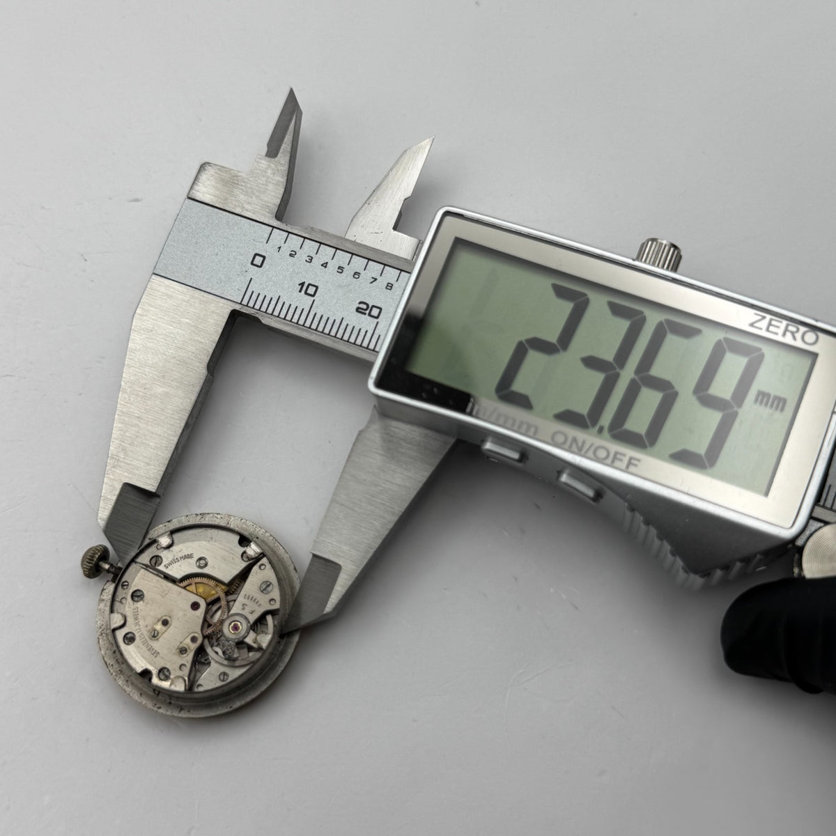 Tramier Watch Movement 17 Jewels Shockproof Swiss Manual Wind Parts 23.6mm