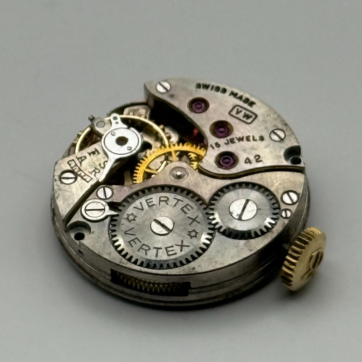 Vertex 42 Watch Movement - VW 15 Jewels - Running - For Parts / Repair - 19.6mm