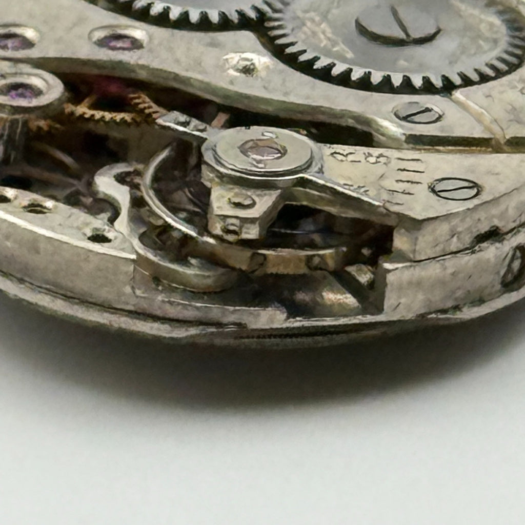 Peseux 150 Watch Movement 15 Jewels Swiss Manual Wind Parts Repair 17.4mm