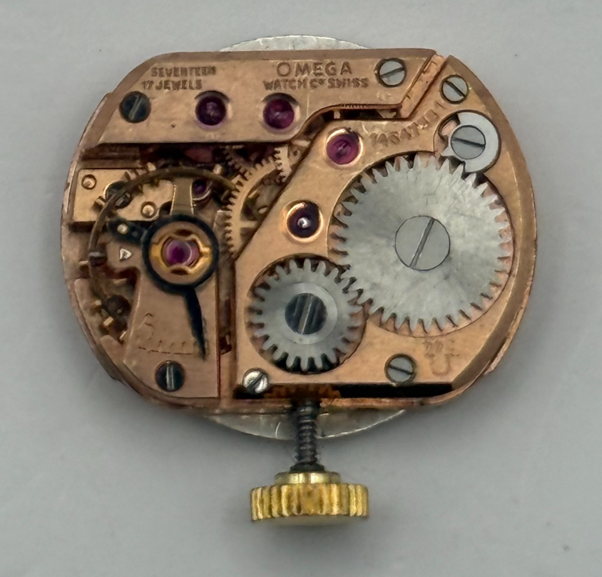 Omega 244 Watch Movement - Ladies 17 Jewels - For Parts / Repair - 17.9mm