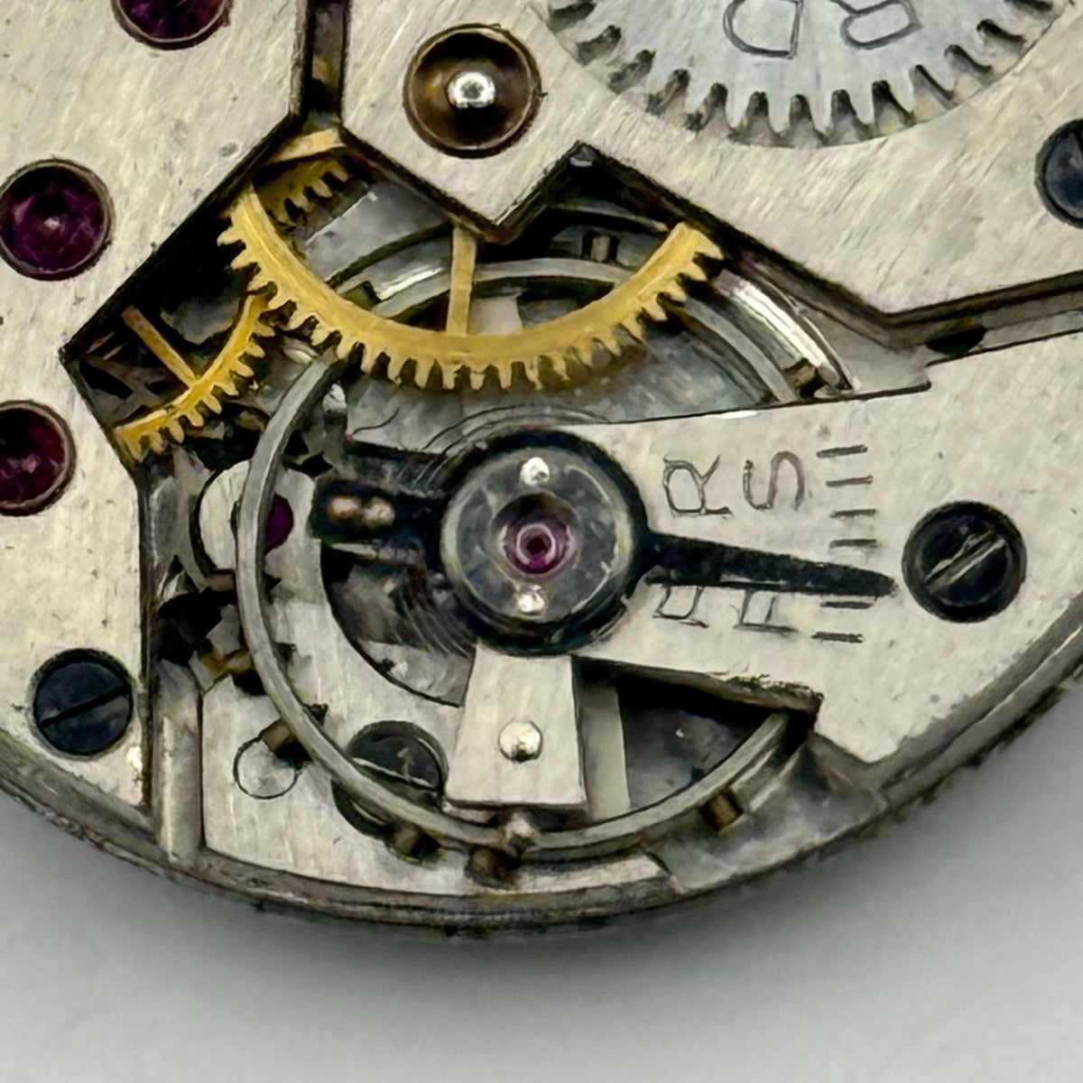 Record 160 Watch Movement - Sub Seconds 15 Jewels - For Parts / Repair - 21.9mm