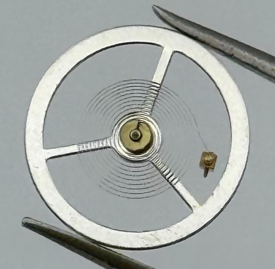 Brac 500 Balance Wheel Complete And Spring Renata 1636 Watch Movement Parts NOS