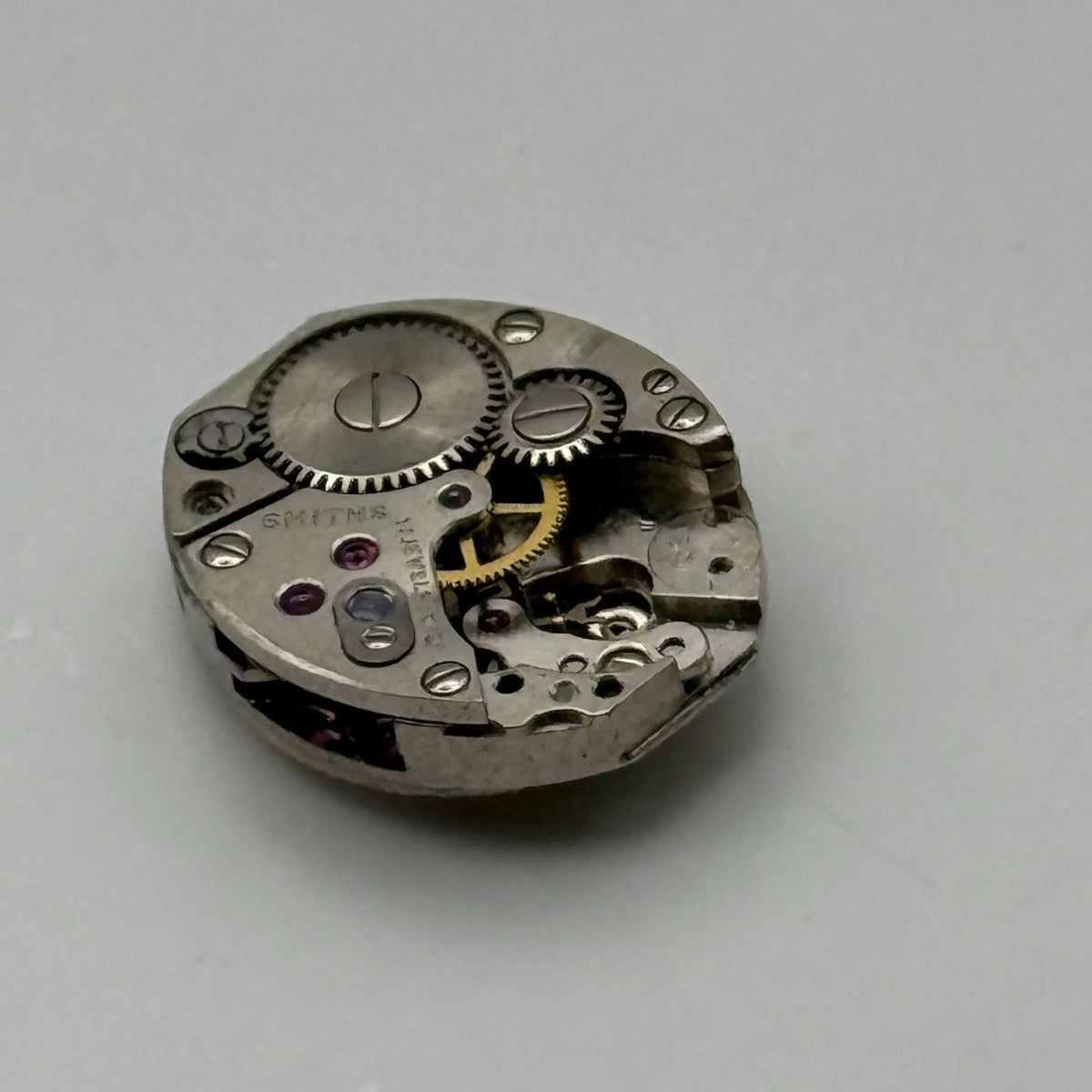 Smiths 950 Watch Movement 17 Jewels Swiss Bad Condition For Parts Repair 12.9mm