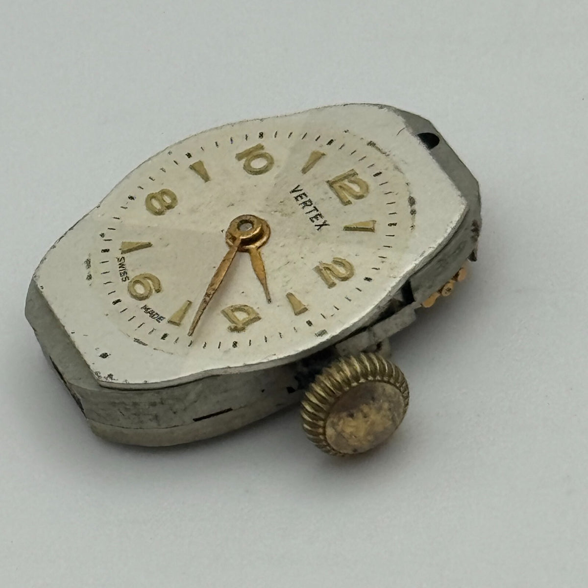 Vertex Revue 85 Watch Movement Running Manual Wind 15 Jewels Swiss Parts 12.7mm