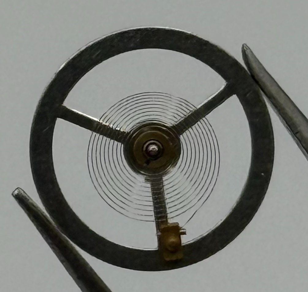 Desa 320 Balance Wheel Complete And Spring Renata 1697 Watch Movement Parts NOS