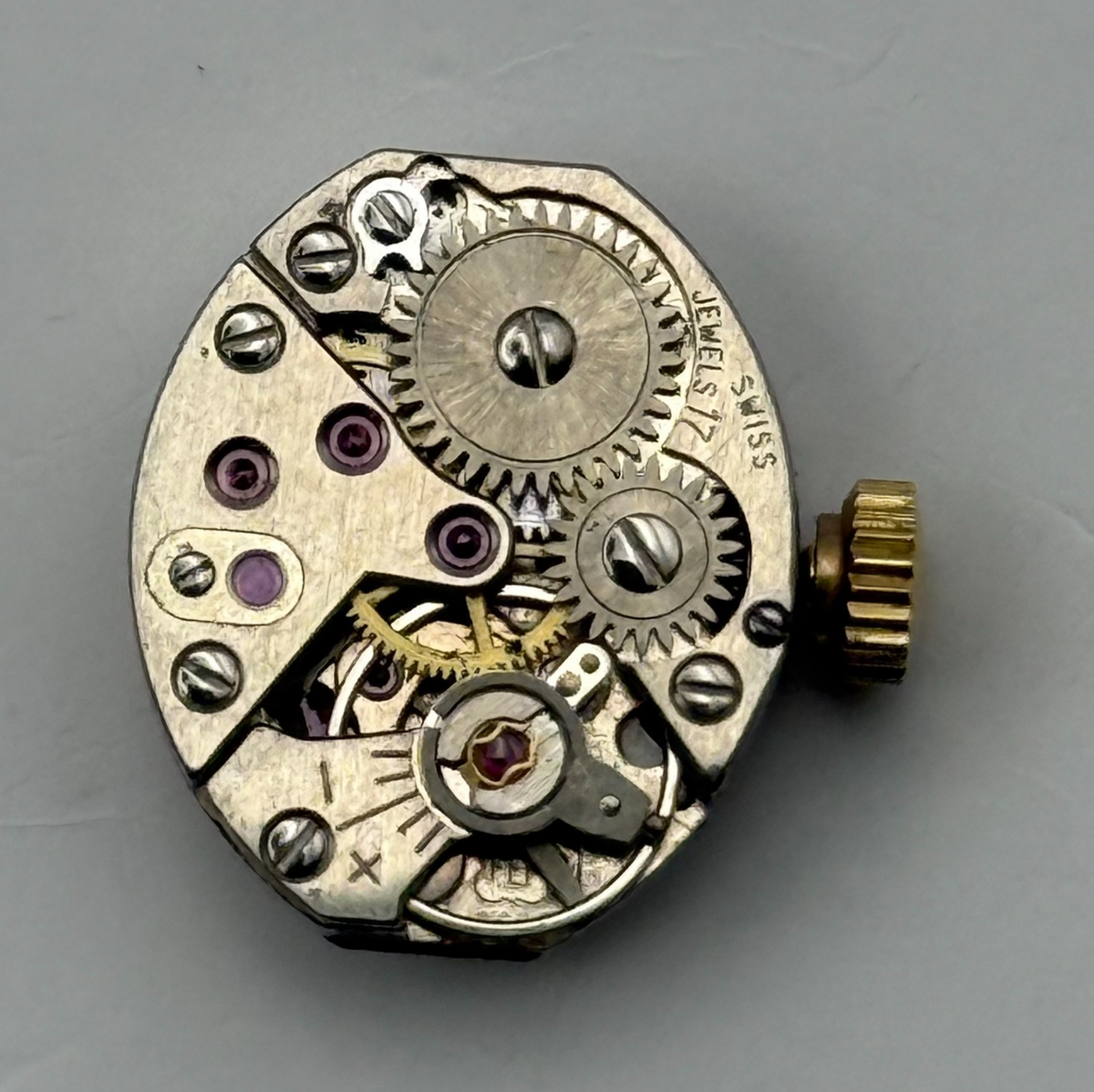 FEF 6662 Watch Movement Running Avia Swiss 17 Jewels Manual Wind Parts 15.3mm