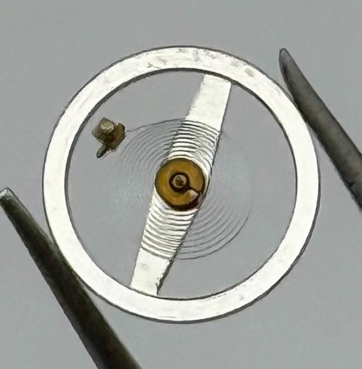 BFG 910 DGT Balance Wheel Complete And Spring 827 Watch Movement Parts NOS