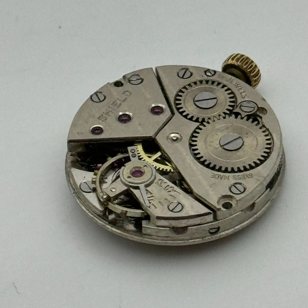 Peseux P 220 Watch Movement - Shield 15 Jewels - For Parts / Repair - 19.7mm