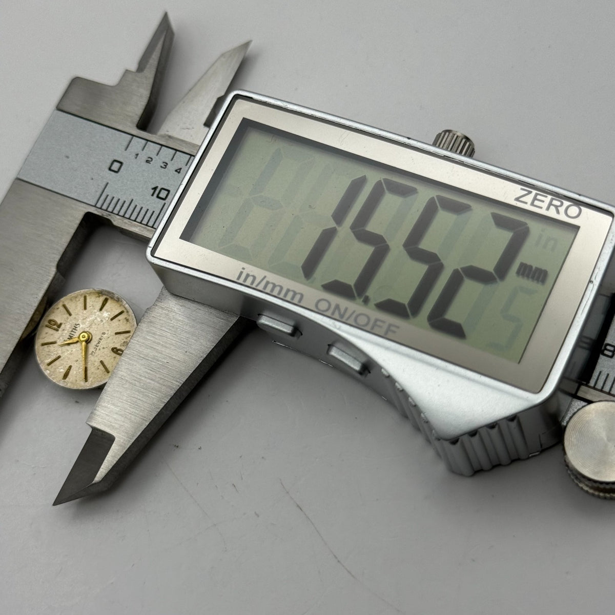 OS 958 Watch Movement Smiths Ladies Swiss 17 Jewels Manual Wind Parts 12.7mm