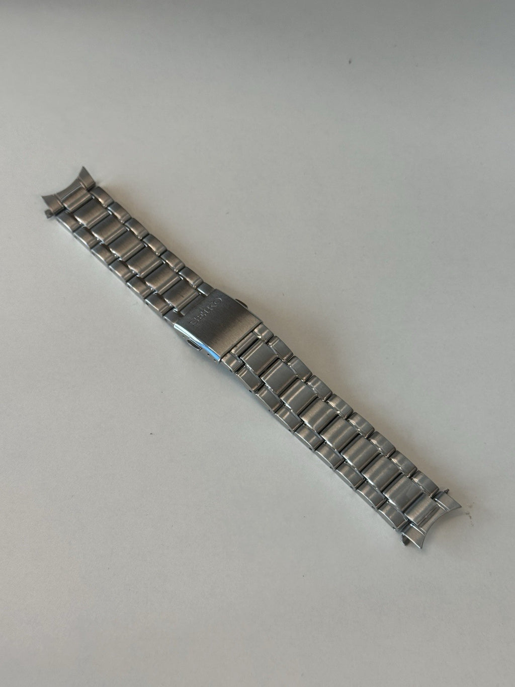Seiko V172-0AT0 Watch Bracelet - 20mm - M0EV-D-W - New Old Stock