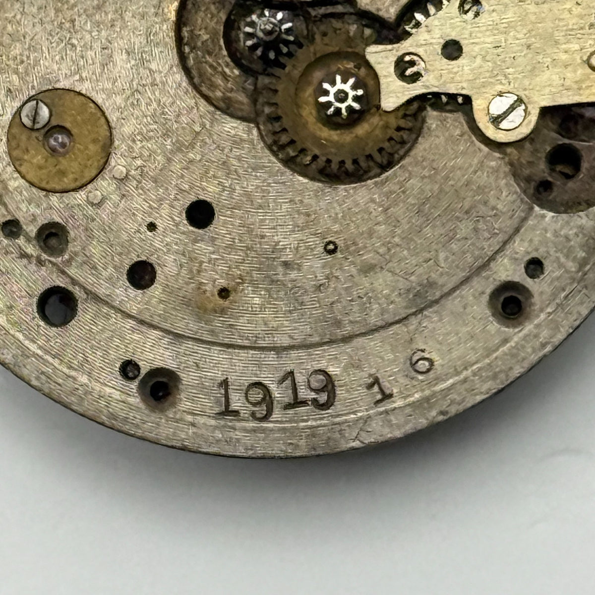 FHF Patent 51482 Watch Movement Swiss 7 Jewels Incomplete Parts Repair 29.2mm