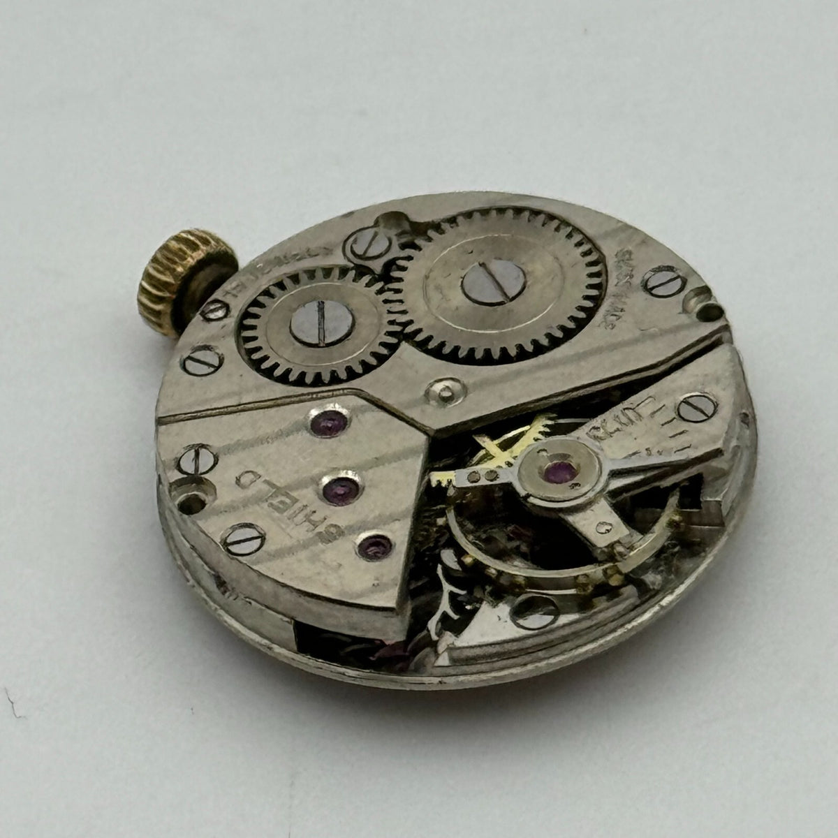 Peseux P 220 Watch Movement - Shield 15 Jewels - For Parts / Repair - 19.7mm