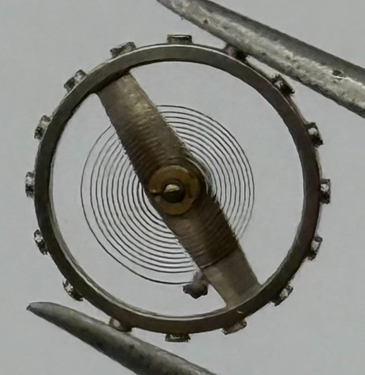 EB 1333 Balance Wheel Complete And Spring 8¾’’’ Renata Watch Movement Parts NOS