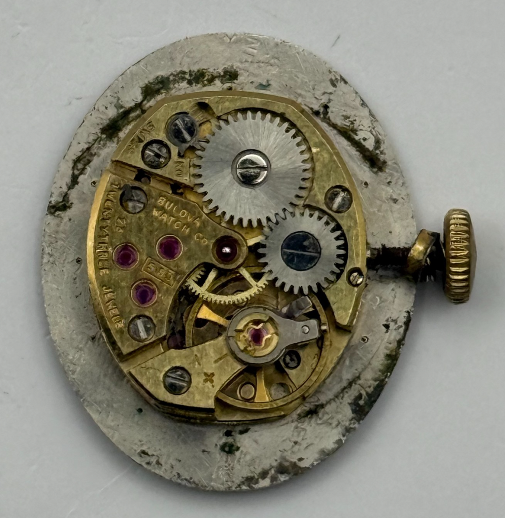 Bulova 5BD Watch Movement - Ladies 23 Jewels - For Parts / Repair - 12.8mm