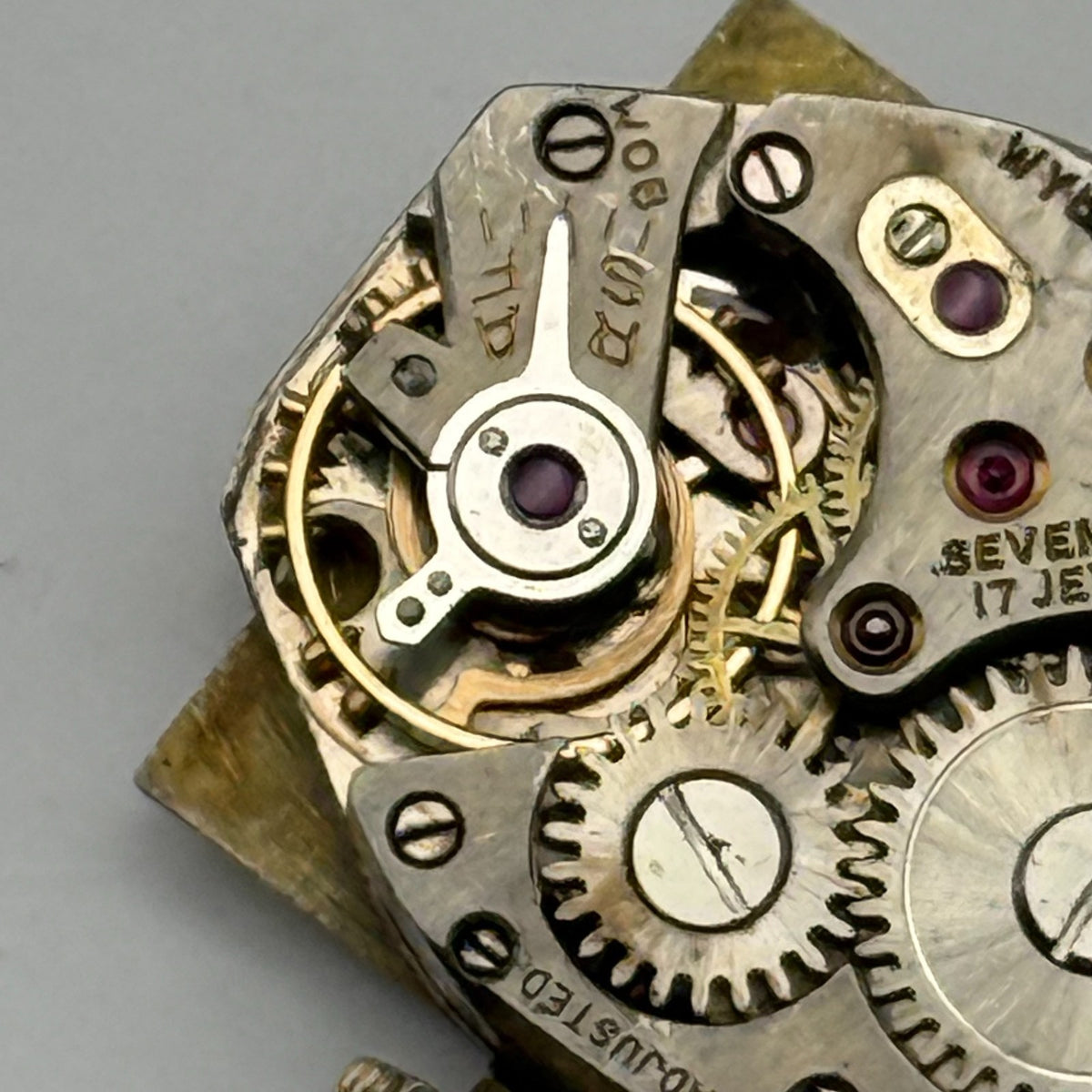Wyler Incaflex Watch Movement 17 Jewels Swiss Manual Wind Parts Repair 15mm