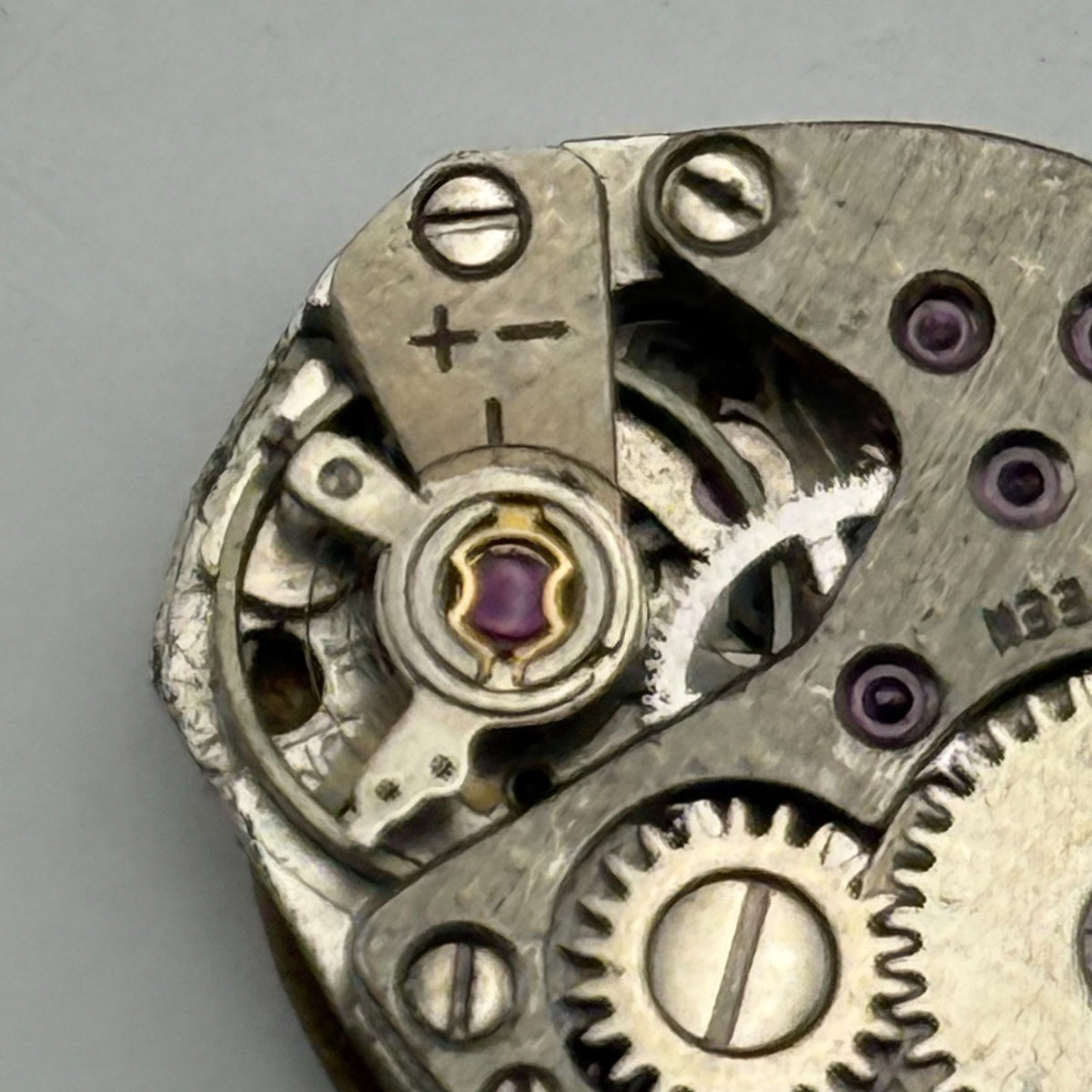 FHF Watch Movement 17 Jewels Swiss Manual Wind Vintage Parts Repair 9mm