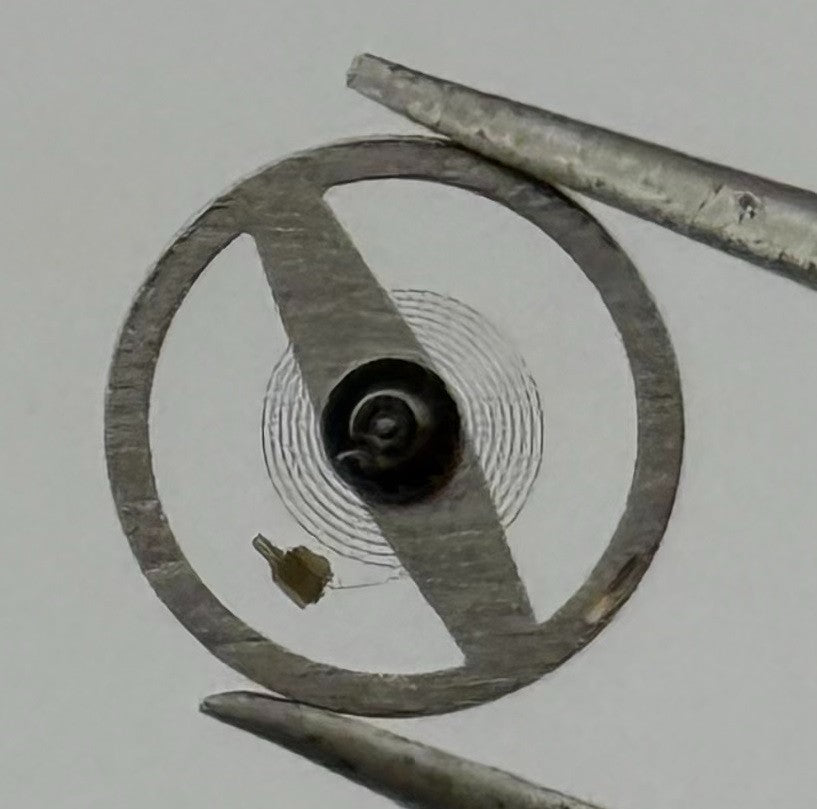 RL 8013 /2 Balance Wheel Complete And Spring 8¾’’’ 5000 Watch Movement Parts NOS