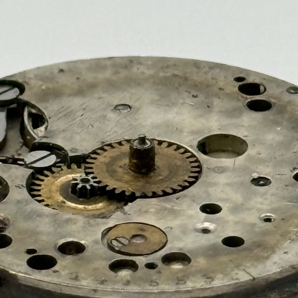 Unidentified Watch Movement Manual Wind Vintage Parts Repair Spares 24.1mm