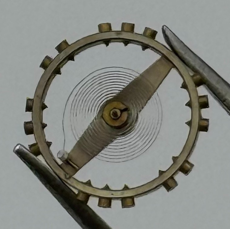 Peseux 320 330 Balance Wheel Complete And Spring 454 M Watch Movement Parts NOS