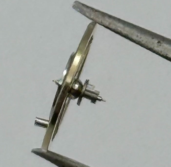 EB 1297 1469 Balance Wheel Complete And Spring Renata 117 Watch Movement Parts