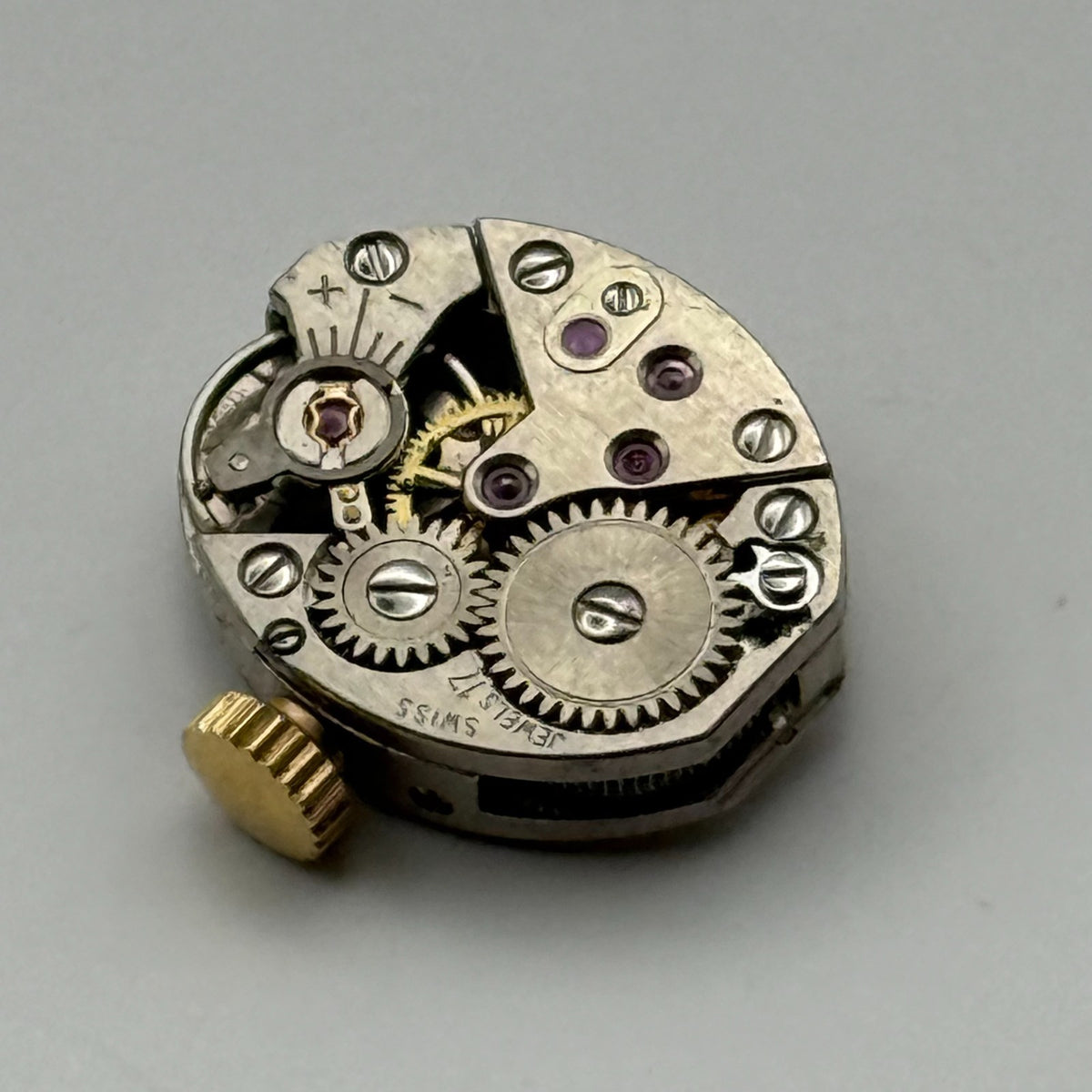 FEF 6662 Watch Movement Running Avia Swiss 17 Jewels Manual Wind Parts 15.3mm