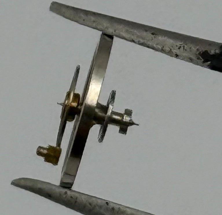 OM 514 Balance Wheel Complete And Spring 5¼’’’ 383 Watch Movement Parts NOS