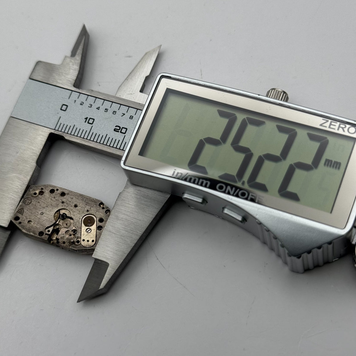 AS 519 Watch Movement A. Schild 10 Jewels Swiss Manual Wind Parts Repair 15.4mm
