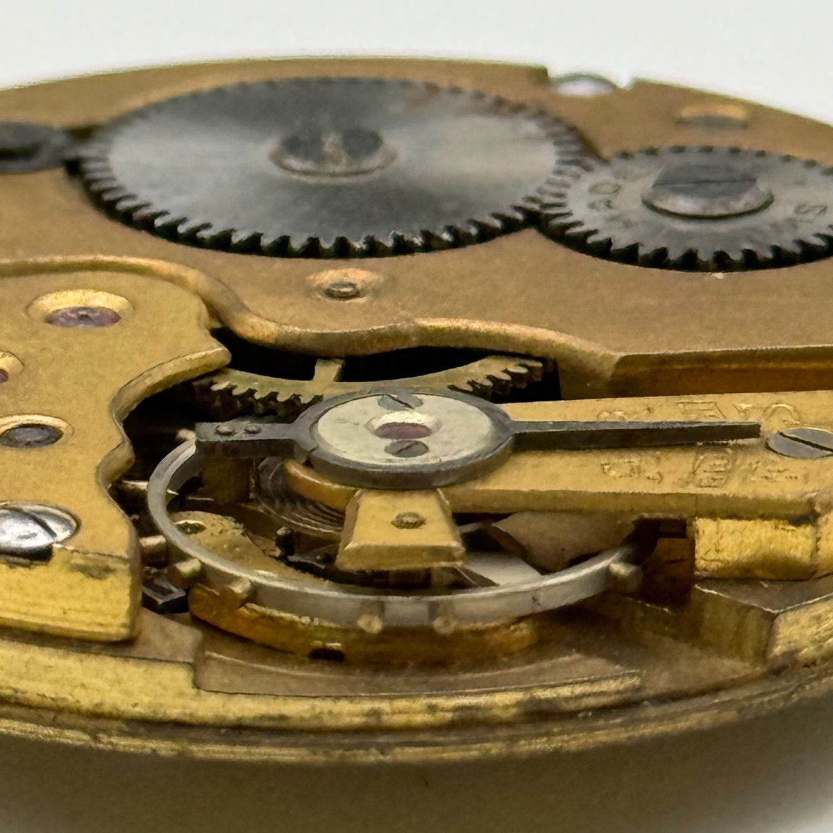 Swiss Lever Pocket Watch Movement - Unidentified - Parts / Repair - 40.1mm