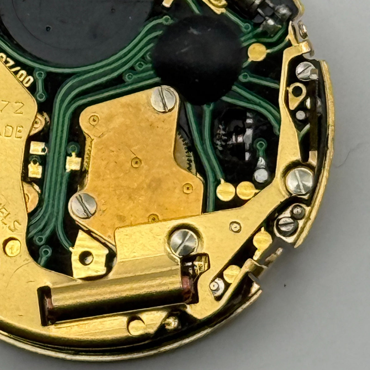 ISA 8172 Watch Movement - Quartz Date 3 Jewels - For Parts / Repair - 26.2mm