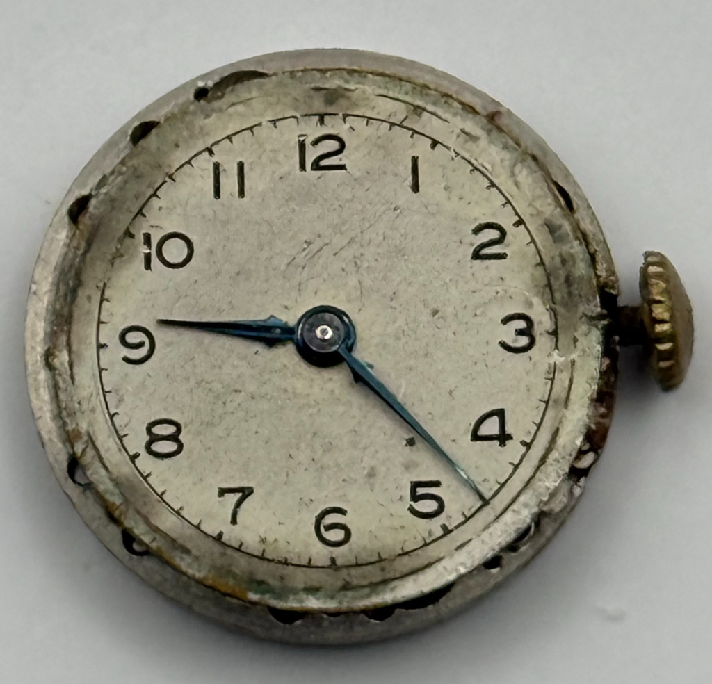 Record Pinnacle Cal 102 Watch Movement - 15 Jewels 19.7m - For Parts / Repair