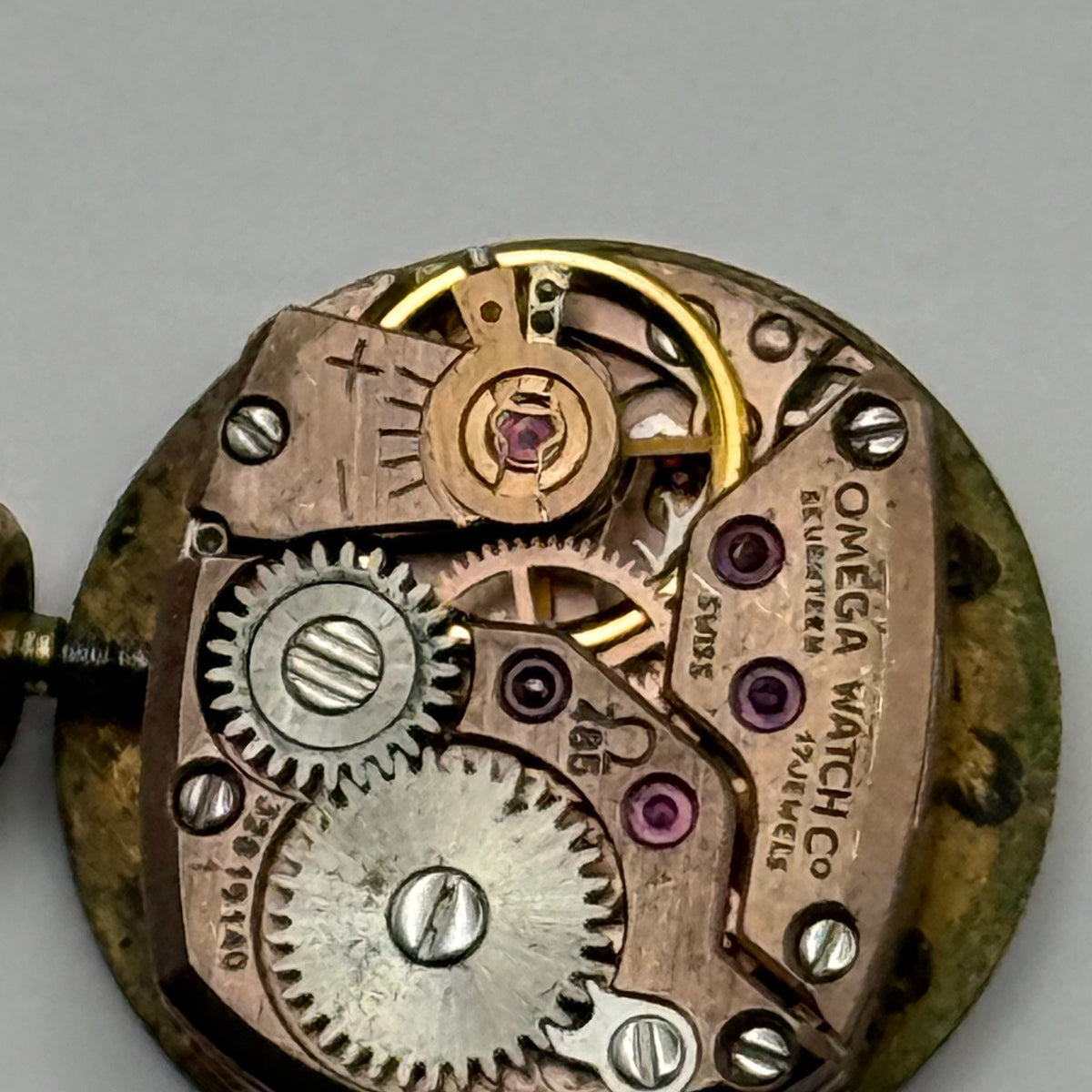 Omega 485 Watch Movement - Ladies 17 Jewels - For Parts / Repair - 12.2mm