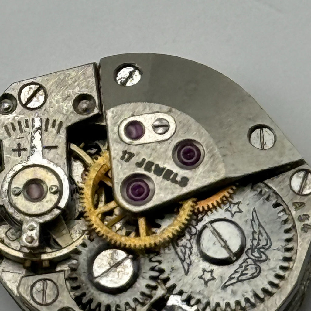 Unitas UT 540 Watch Movement Swiss Rotary 17 Jewels Parts Repair 15.2mm